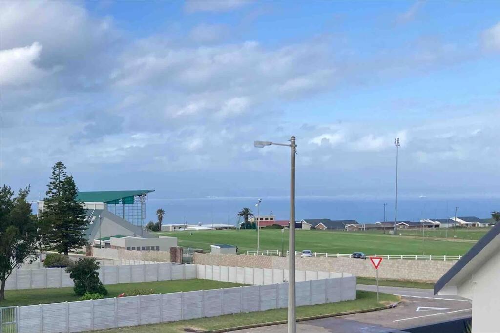 Villa Becks At The Bay Loadshedding Free Mossel Bay Esterno foto